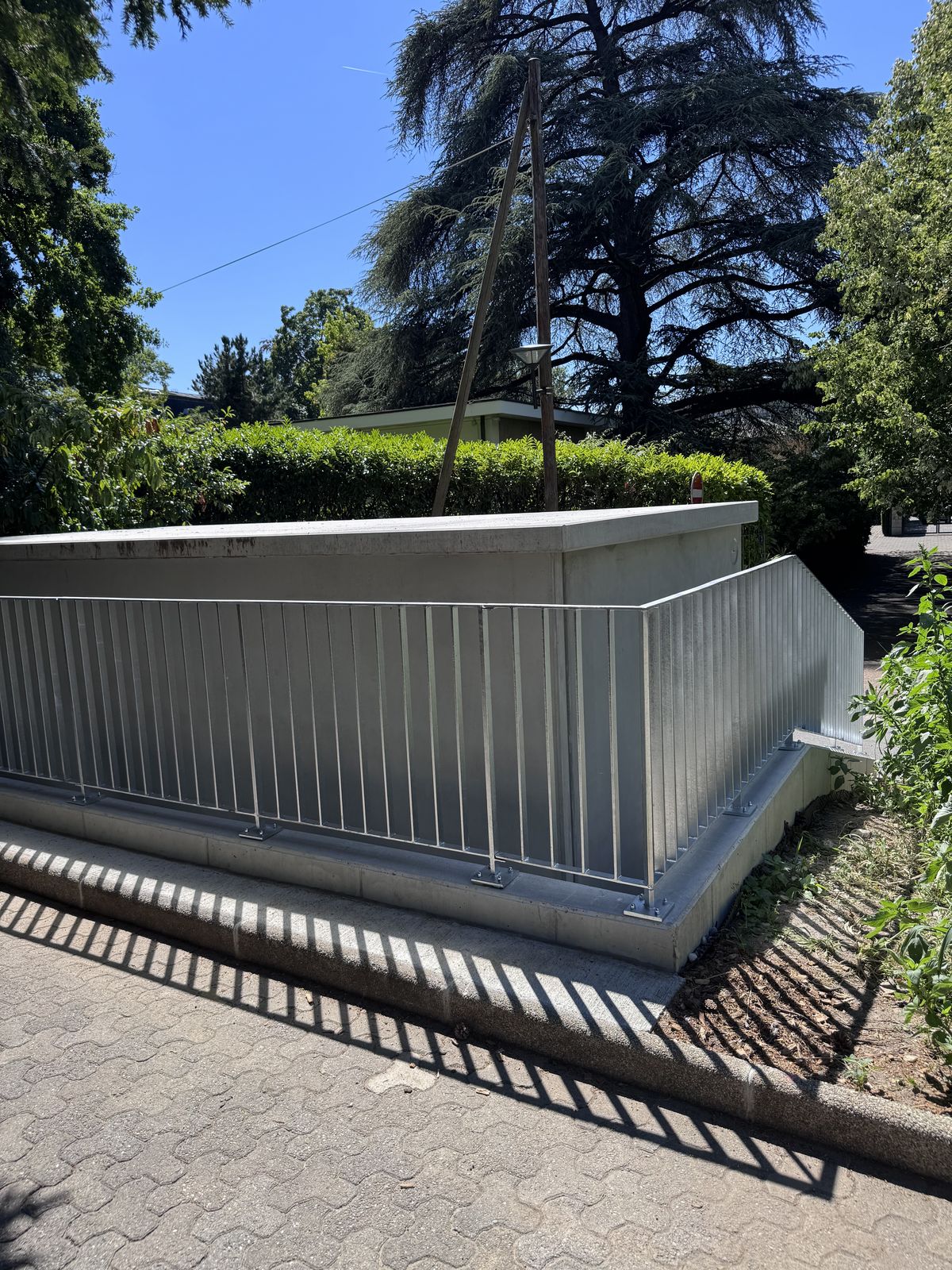 Light metalwork, Galvanised steel bar railing, Champel