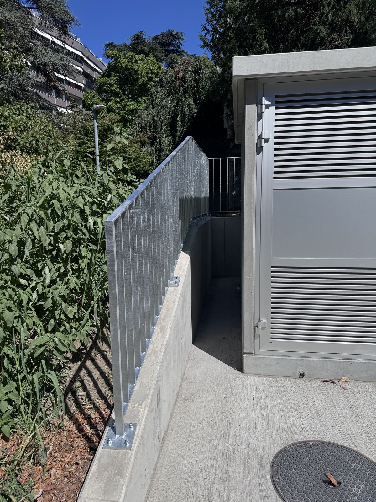 Light metalwork, Galvanised steel bar railing, Champel